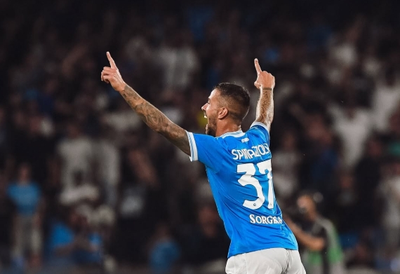Napoli Kembali Menang Tipis